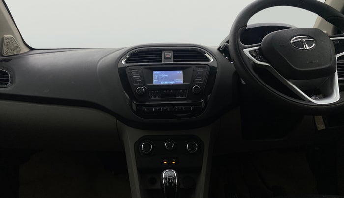 2016 Tata Tiago XZ PETROL, Petrol, Manual, 57,113 km, Air Conditioner