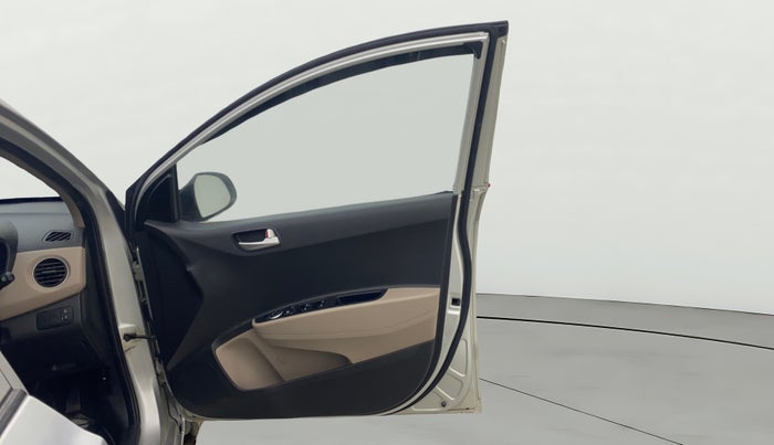 2016 Hyundai Grand i10 SPORTZ 1.2 KAPPA VTVT, Petrol, Manual, 63,843 km, RHS Front Door