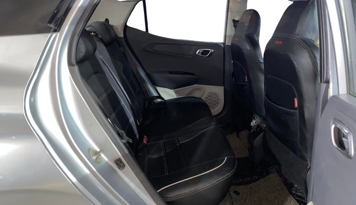 2020 Hyundai AURA SX 1.2, Petrol, Manual, 1,04,595 km, Right Side Rear Door Cabin