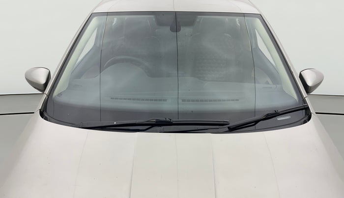 2017 Skoda Rapid STYLE 1.6 MPI, Petrol, Manual, 1,26,040 km, Front Windshield