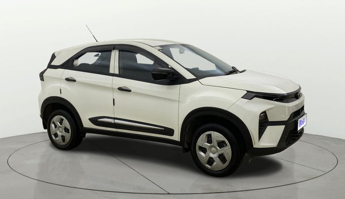 2025 Tata NEXON Smart Plus 1.2 iCNG, CNG, Manual, 5,710 km, SRP
