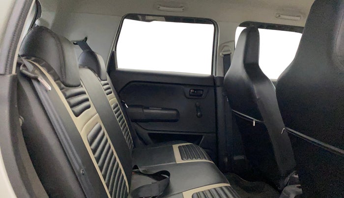 2023 Maruti New Wagon-R LXI 1.0, Petrol, Manual, 7,635 km, Right Side Rear Door Cabin