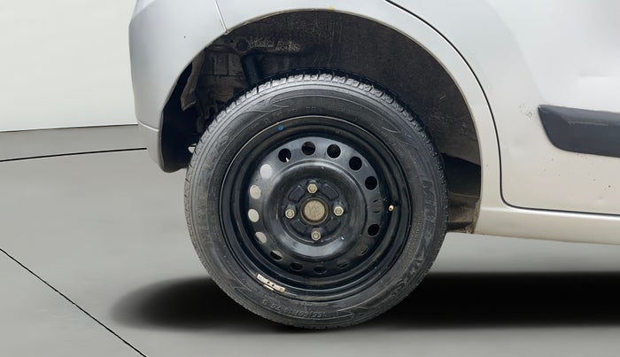 2014 Maruti Wagon R 1.0 VXI, Petrol, Manual, 62,301 km, Right Rear Wheel