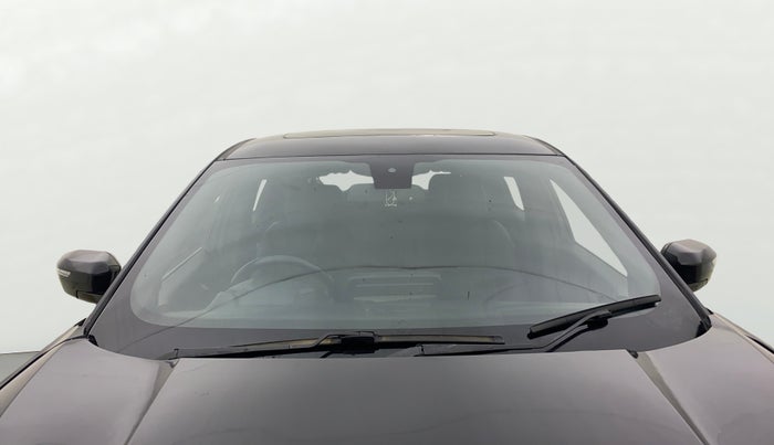 2022 Tata Harrier XZ PLUS 2.0L DARK EDITION, Diesel, Manual, 76,852 km, Front Windshield