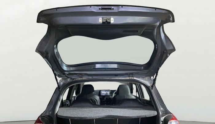 2022 Hyundai GRAND I10 NIOS ERA 1.2 KAPPA VTVT, Petrol, Manual, 11,002 km, Boot Door Open