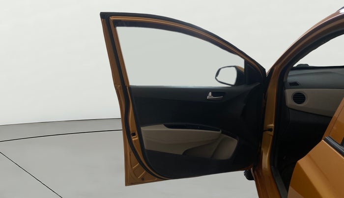 2015 Hyundai Grand i10 SPORTZ 1.2 KAPPA VTVT, Petrol, Manual, 82,147 km, LHS Front Door