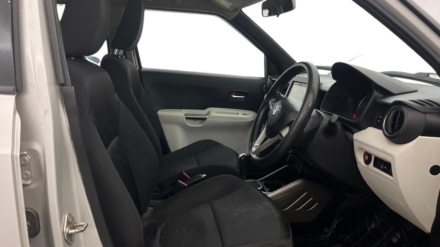 2018 Maruti IGNIS ALPHA 1.2 AMT, Petrol, Automatic, 1,21,166 km, Right Side Front Door Cabin