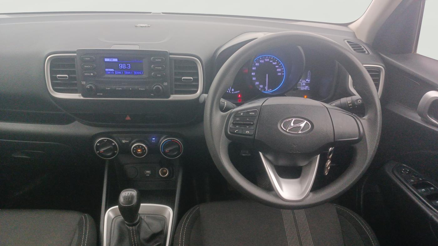 2021 Hyundai VENUE S 1.2, Petrol, Manual, 50,490 km, Steering Wheel Close Up