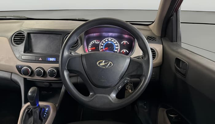 2016 Hyundai Grand i10 MAGNA AT 1.2 KAPPA VTVT, Petrol, Automatic, 32,398 km, Steering Wheel Close Up