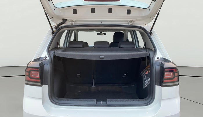 2021 Volkswagen TAIGUN TOPLINE 1.0 TSI AT, Petrol, Automatic, 53,910 km, Boot Open Zoomed View