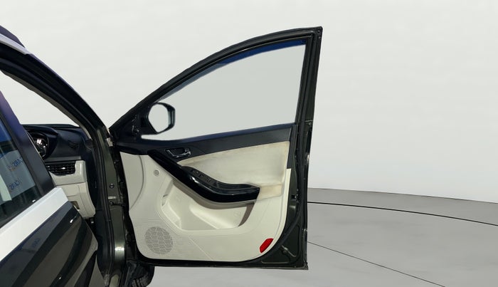 2020 Tata NEXON XZA PLUS (O) PETROL, Petrol, Automatic, 30,173 km, RHS Front Door