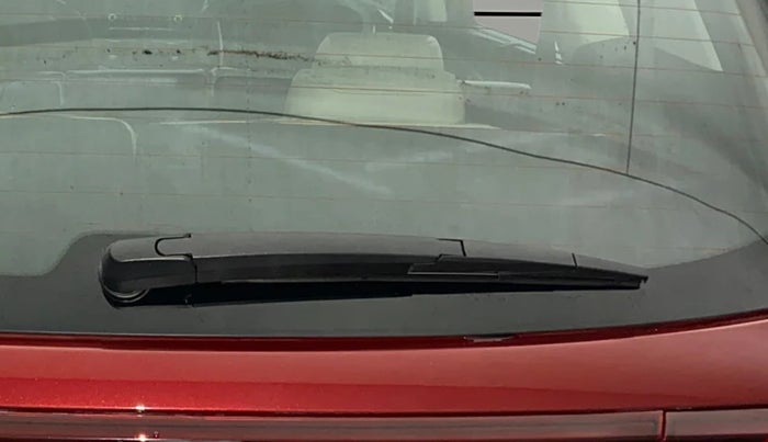 2022 KIA CARENS LUXURY PLUS 1.4 PETROL DCT 7 STR, Petrol, Automatic, 42,428 km, Rear Wiper