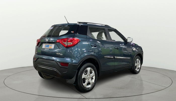 2022 Mahindra XUV300 W6 1.5 DIESEL AMT, Diesel, Automatic, 17,740 km, Right Back Diagonal