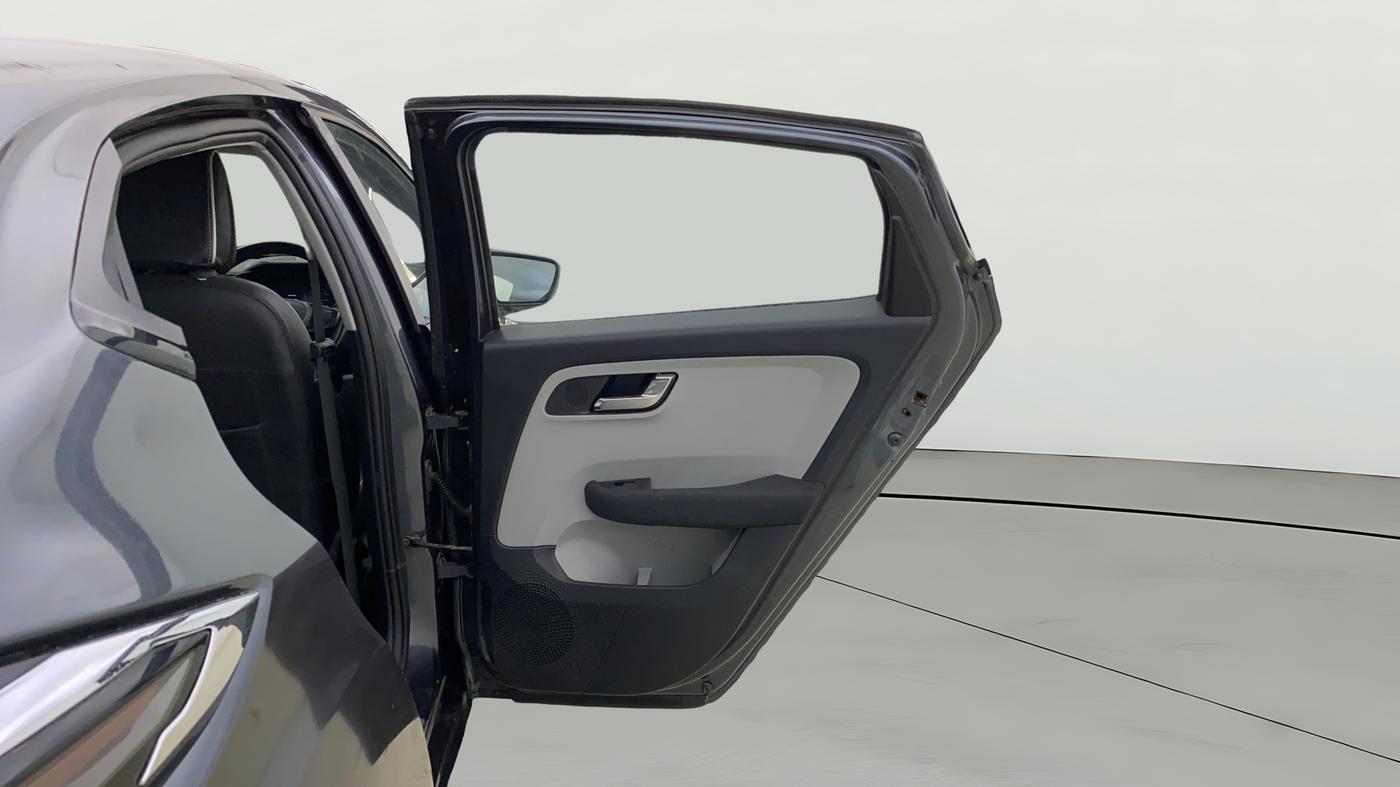 2021 Tata ALTROZ XZ PETROL, Petrol, Manual, 55,206 km, RHS Rear Door