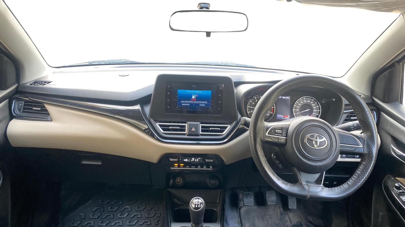 2025 Toyota Glanza G E-CNG, CNG, Manual, 9,848 km, Dashboard