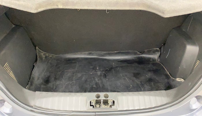 2019 Ford New Figo TITANIUM 1.2 PETROL MT, Petrol, Manual, 75,271 km, Boot Open Zoomed View