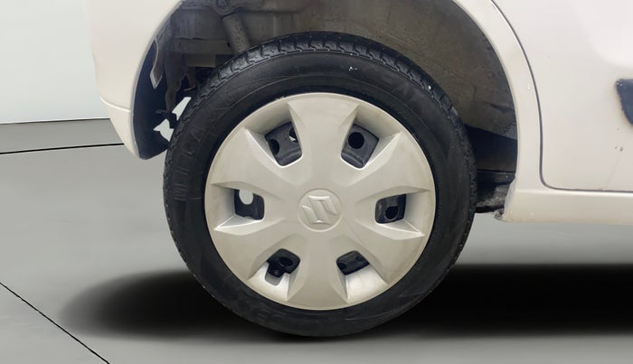2016 Maruti Wagon R 1.0 VXI AMT, Petrol, Automatic, 1,09,211 km, Right Rear Wheel