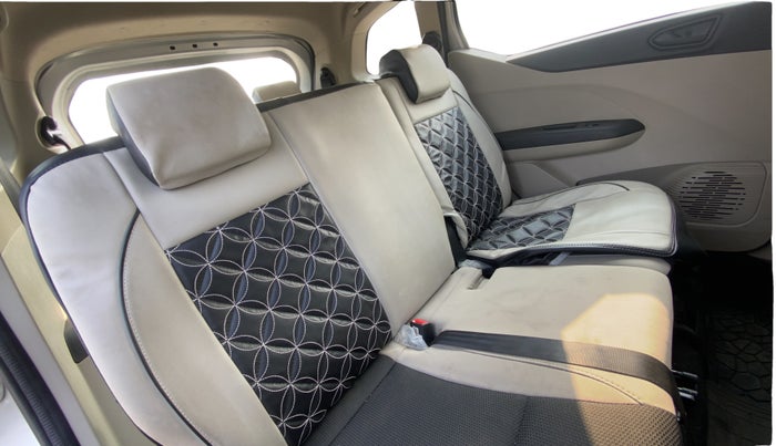 2023 Renault TRIBER RXT AMT, Petrol, Automatic, 23,337 km, Right Side Rear Door Cabin