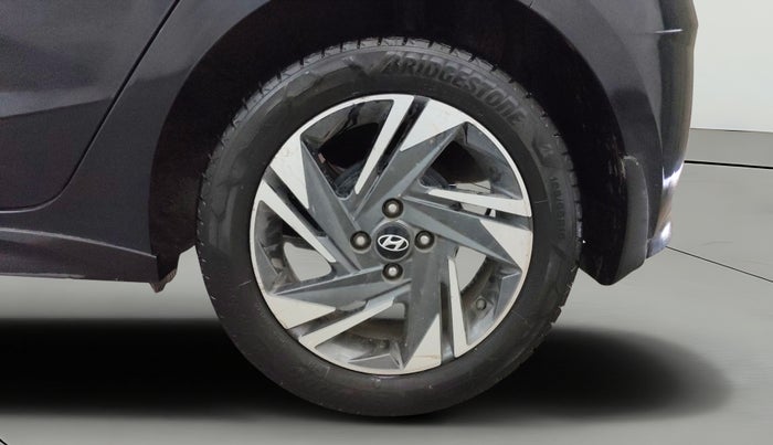 2023 Hyundai NEW I20 ASTA (O) 1.2 AT, Petrol, Automatic, 1,03,006 km, Left Rear Wheel