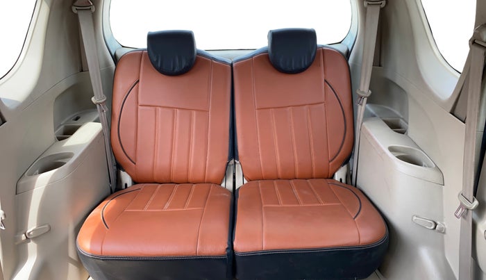 2017 Maruti Ertiga VDI SHVS, Diesel, Manual, 1,28,272 km, Third Seat Row ( optional )