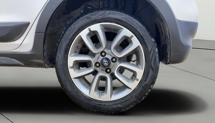 2015 Hyundai i20 Active 1.2 S, Petrol, Manual, 95,414 km, Left Rear Wheel