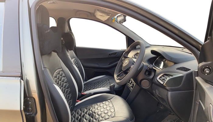 2022 Tata TIAGO NRG XZ MT, Petrol, Manual, 32,284 km, Right Side Front Door Cabin