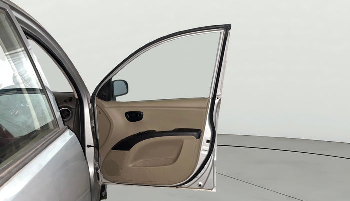 2014 Hyundai i10 MAGNA 1.1, Petrol, Manual, 23,765 km, RHS Front Door