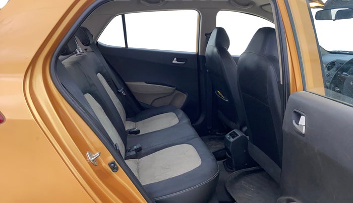 2014 Hyundai Grand i10 ASTA AT 1.2 KAPPA VTVT, Petrol, Automatic, 74,436 km, Right Side Rear Door Cabin