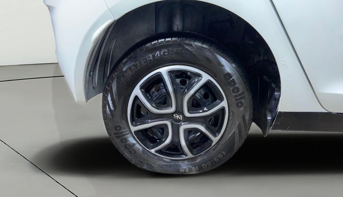2021 Tata ALTROZ XE PLUS DIESEL, Diesel, Manual, 87,187 km, Right Rear Wheel