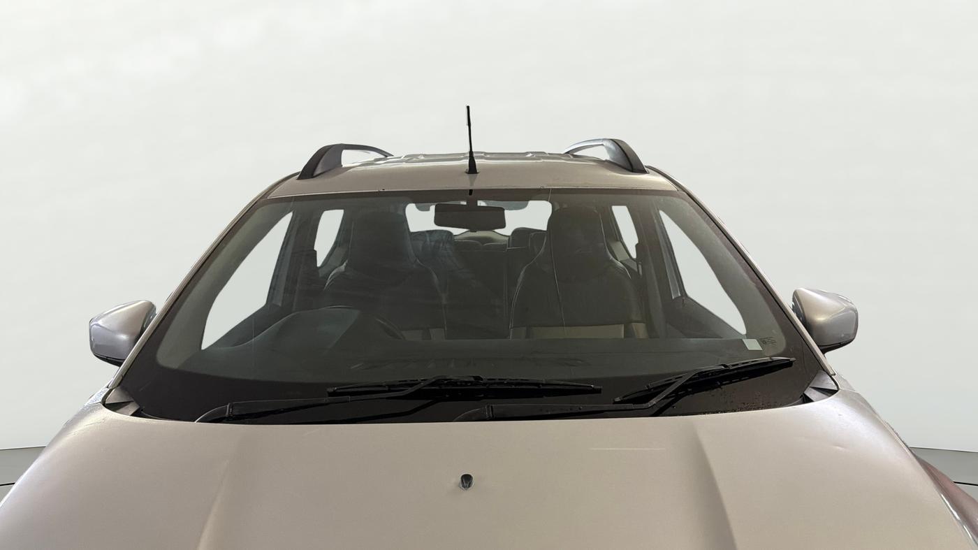 2019 Renault TRIBER RXT, Petrol, Manual, 67,579 km, Front Windshield