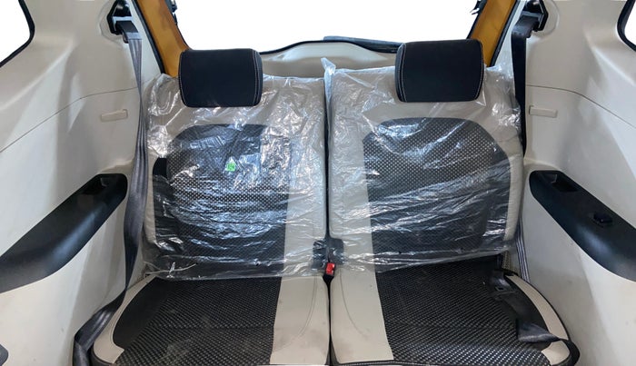 2021 Renault TRIBER RXZ AMT, Petrol, Automatic, 19,077 km, Third Seat Row ( optional )