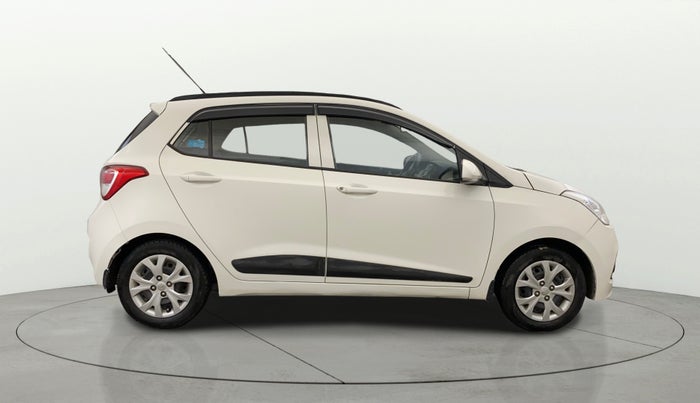 2016 Hyundai Grand i10 SPORTZ 1.2 KAPPA VTVT, CNG, Manual, 89,067 km, Right Side View