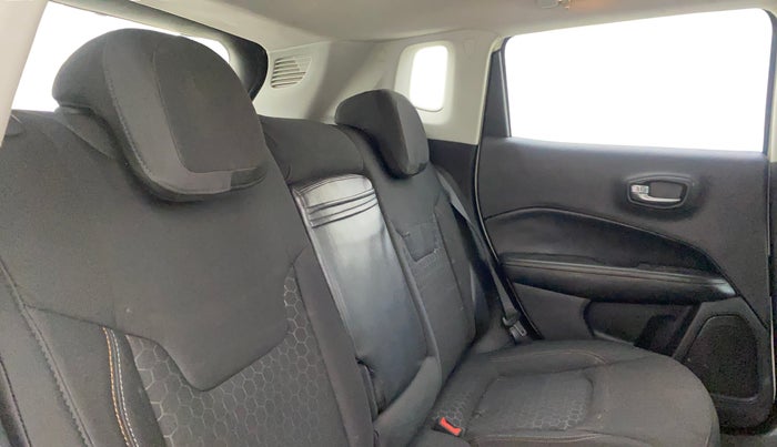 2018 Jeep Compass SPORT 2.0 DIESEL, Diesel, Manual, 1,00,566 km, Right Side Rear Door Cabin