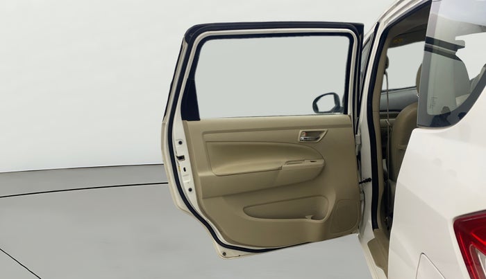 2017 Maruti Ertiga ZDI + SHVS, Diesel, Manual, 1,41,312 km, LHS Rear Door