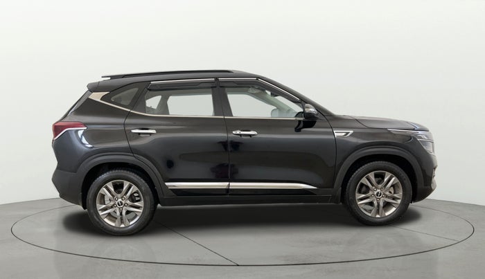 2022 KIA SELTOS HTX 1.5 PETROL, Petrol, Manual, 15,627 km, Right Side View