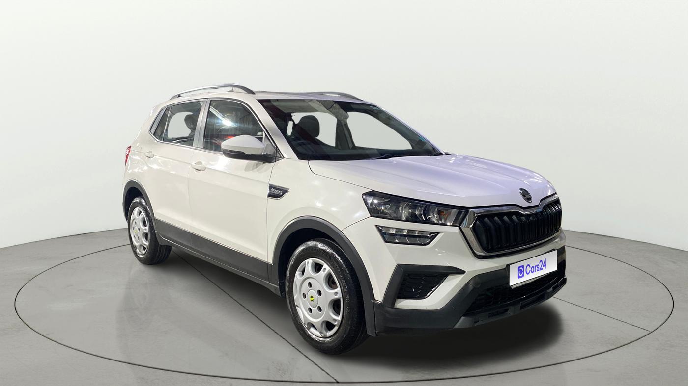 2022 Skoda KUSHAQ ACTIVE 1.0L TSI MT, Petrol, Manual, 28,539 km, Right Front Diagonal