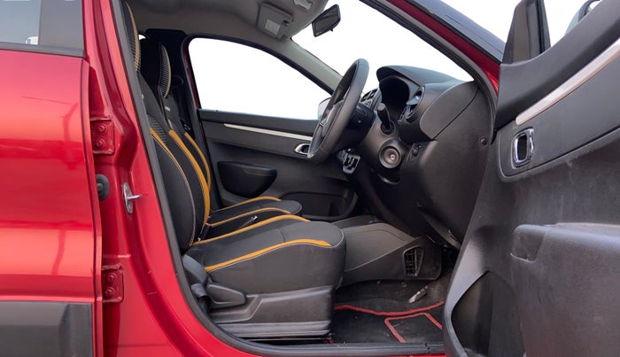 2025 Renault Kwid CLIMBER 1.0 AMT Dual Tone , Petrol, Automatic, 7,516 km, Right Side Front Door Cabin