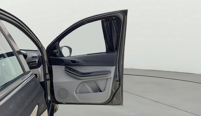 2022 Tata Tiago XZ PETROL, Petrol, Manual, 21,156 km, RHS Front Door