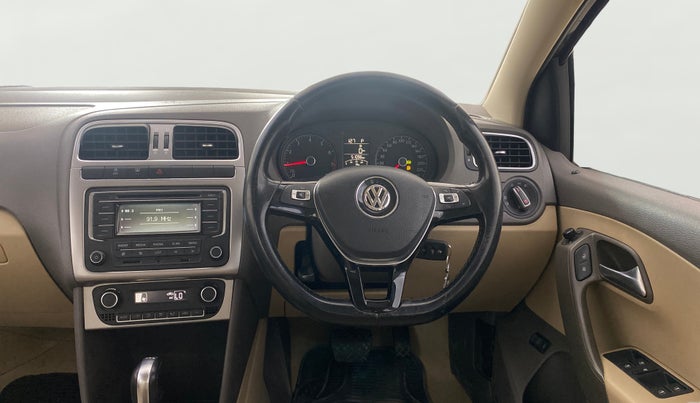2015 Volkswagen Vento HIGHLINE PETROL AT, Petrol, Automatic, 51,090 km, Steering Wheel Close Up