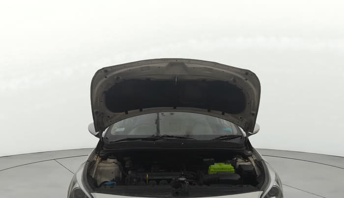 2016 Hyundai Verna FLUIDIC 1.6 VTVT S O AT, Petrol, Automatic, 61,032 km, Open Bonet