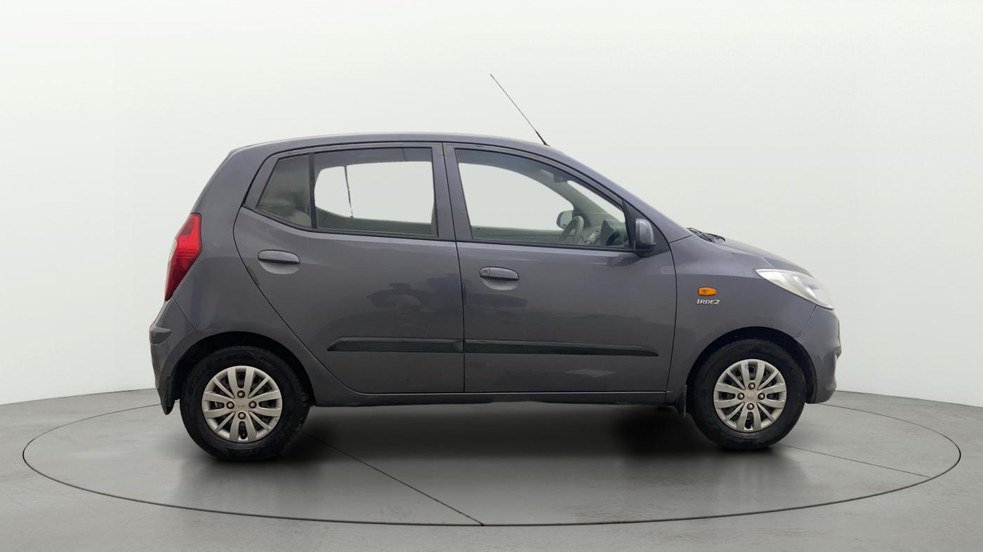 2016 Hyundai i10 SPORTZ 1.1, Petrol, Manual, 59,754 km, Right Side View