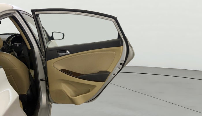 2015 Hyundai Verna FLUIDIC 4S 1.6 VTVT S, Petrol, Manual, 79,966 km, RHS Rear Door