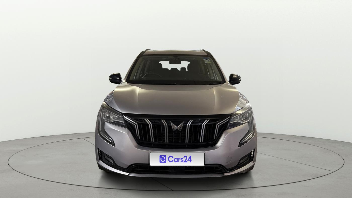 2025 Mahindra XUV700 AX 5 P MT 7 STR, Petrol, Manual, 30,585 km, Front