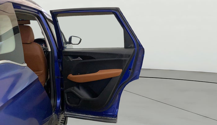 2020 MG HECTOR PLUS SHARP 1.5 PETROL TURBO HYBRID MT 6-STR, Petrol, Manual, 70,261 km, RHS Rear Door