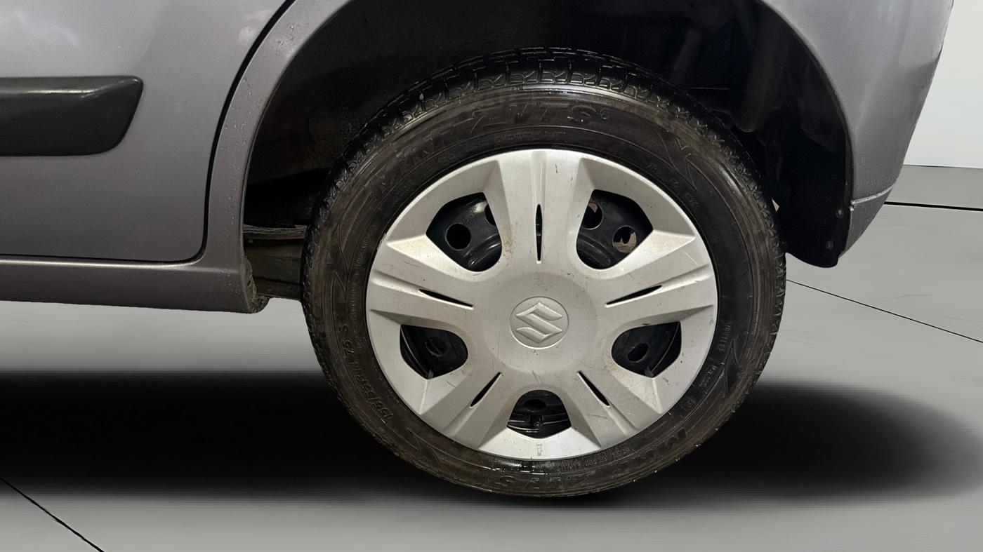 2016 Maruti Wagon R 1.0 VXI, Petrol, Manual, 38,381 km, Left Rear Wheel