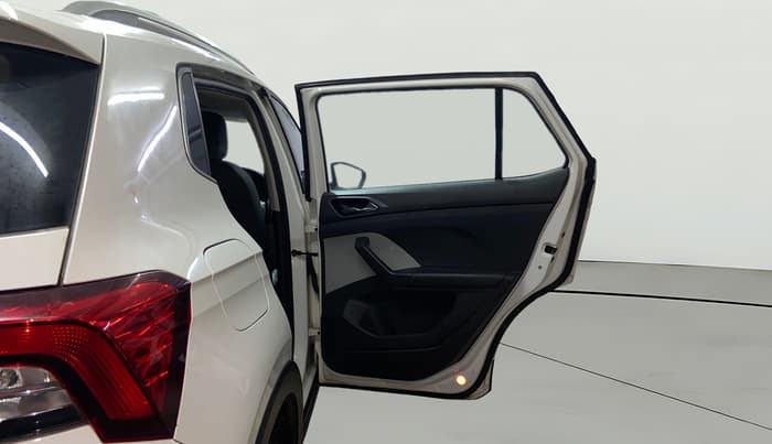 2022 Skoda KUSHAQ STYLE 1.0L TSI MT, Petrol, Manual, 97,162 km, RHS Rear Door