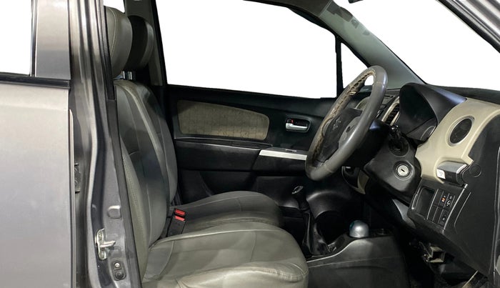 2014 Maruti Wagon R 1.0 VXI, Petrol, Manual, 22,960 km, Right Side Front Door Cabin