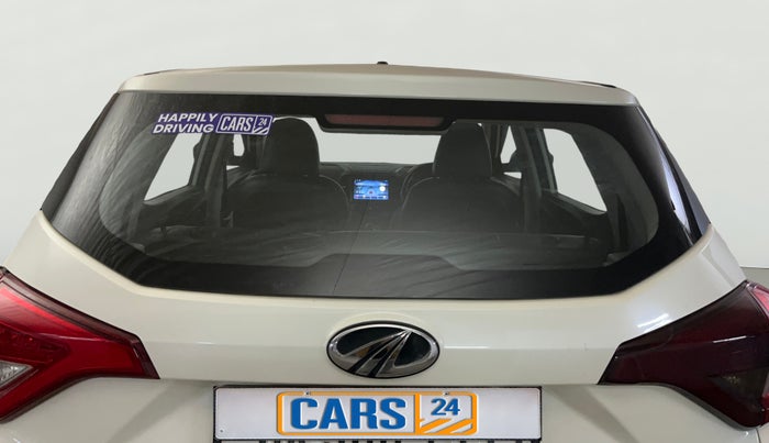 2020 Mahindra XUV300 W4 1.2 PETROL, Petrol, Manual, 76,769 km, Rear Windshield