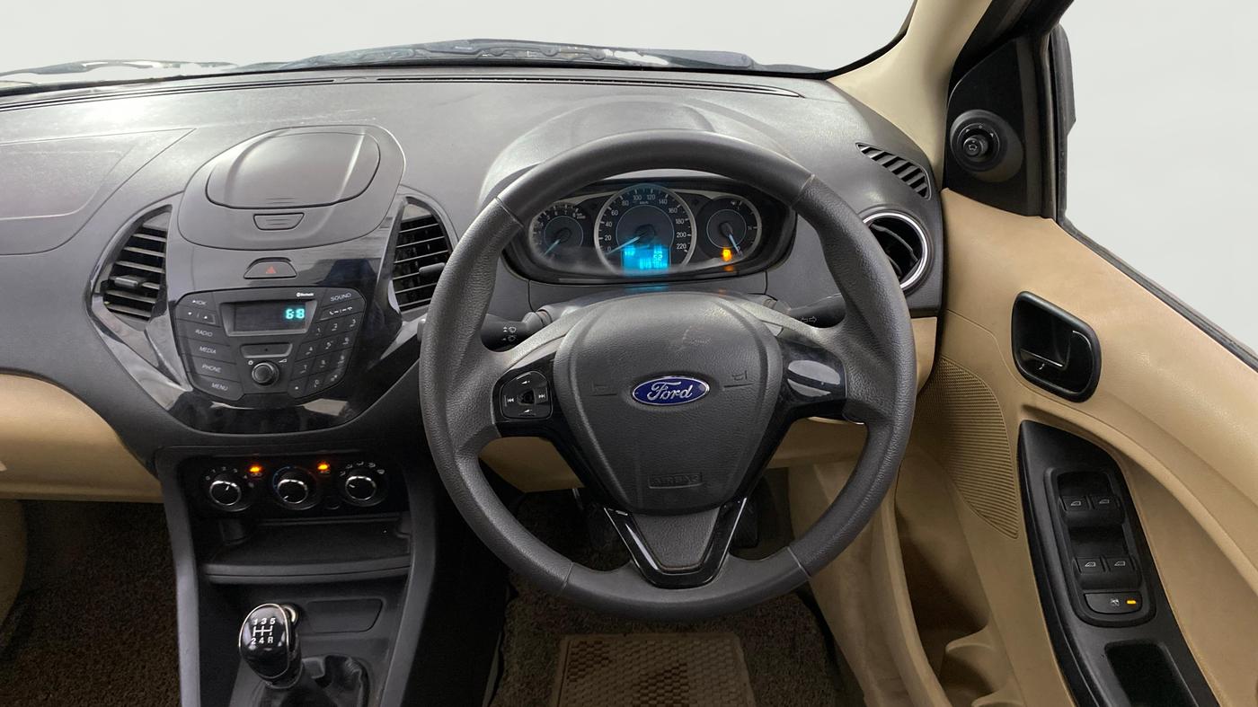 2015 Ford Figo Aspire TREND 1.2 PETROL, Petrol, Manual, 64,704 km, Steering Wheel Close Up