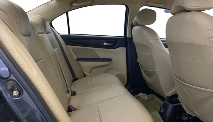 2023 Honda Amaze 1.2L I-VTEC VX CVT, Petrol, Automatic, 35,969 km, Right Side Rear Door Cabin